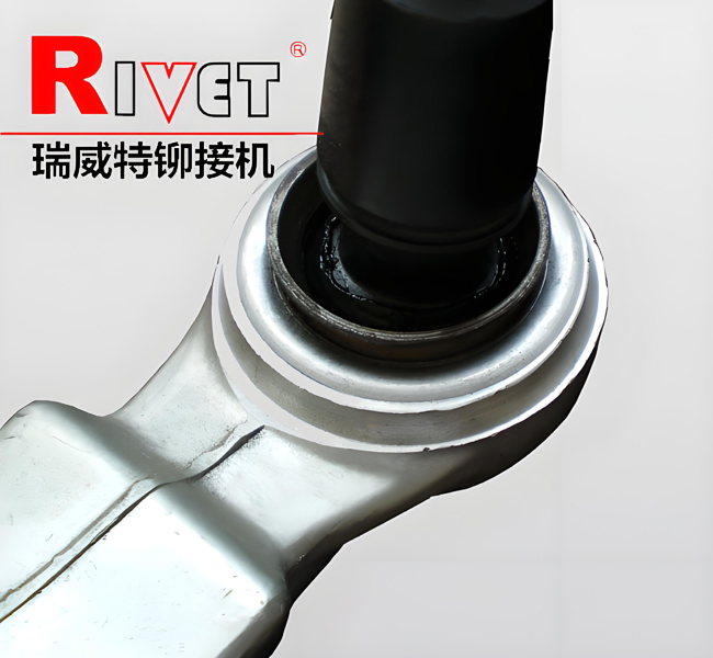 汽車轉(zhuǎn)向球銷鉚接機，滾鉚機，旋鉚機